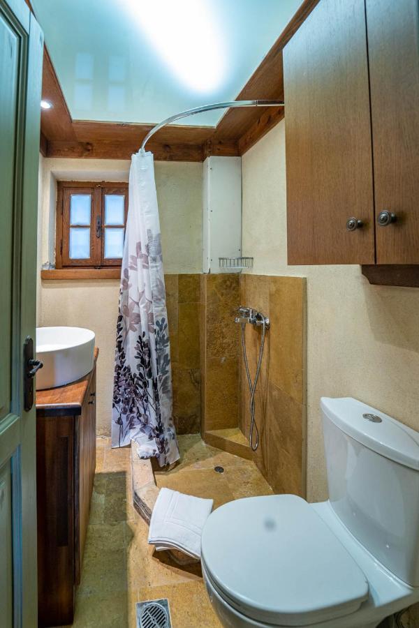 Villa Korfes-Κορφές Τριώροφη Βίλα Για Οικογένειες Και Παρέες Karpenisi Bagian luar foto